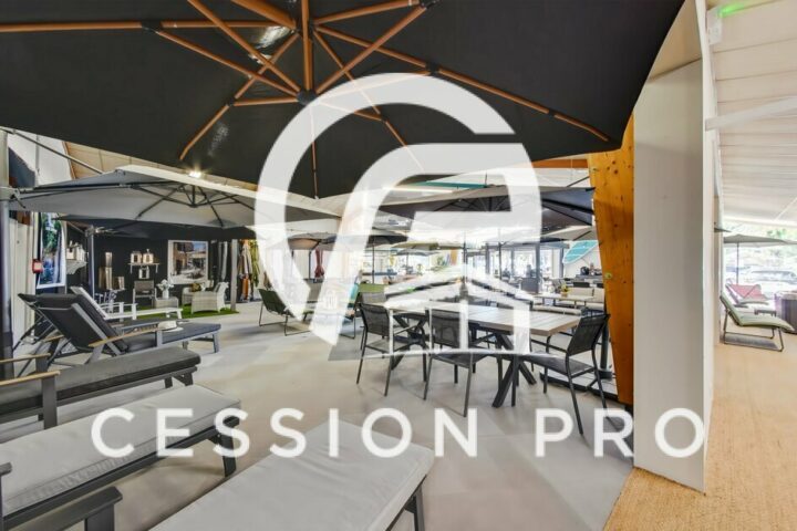 local en zone commercial 507 M2