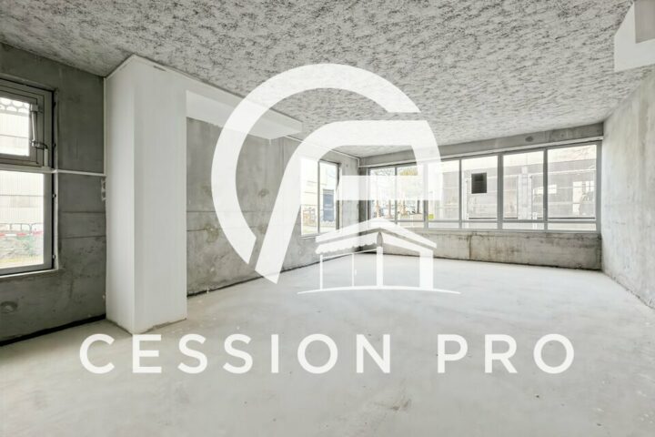 Local neuf 576 m²