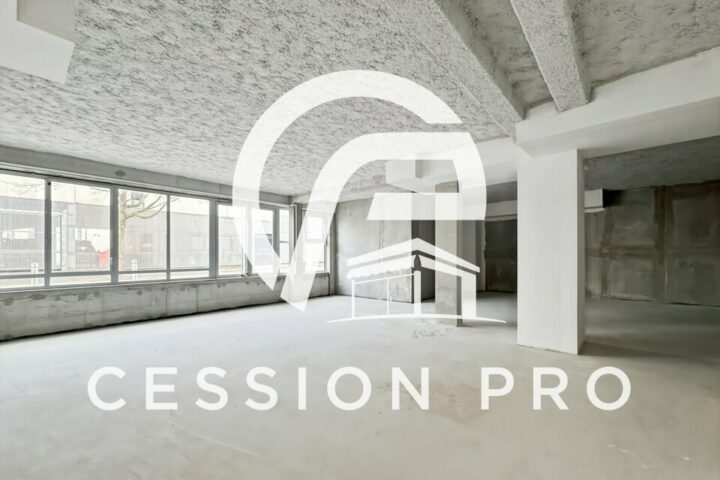 Local neuf 576 m²