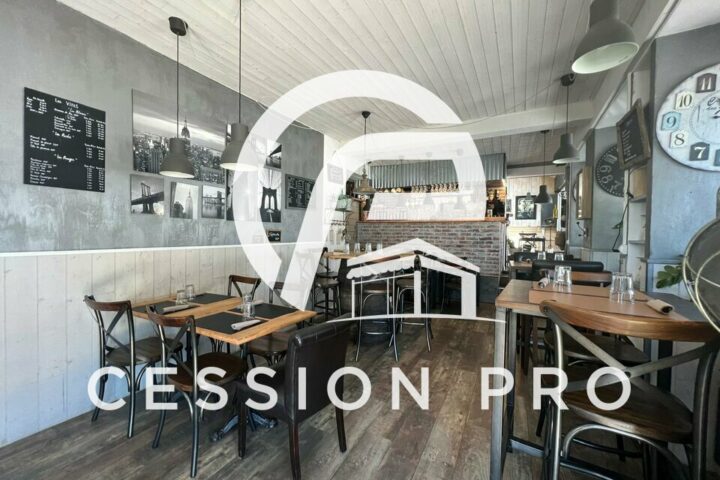 Bar restaurant licence iv